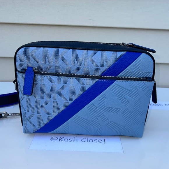 Michael Kors Crossbody Cooper Utility Bag MK Signature Stripe Chambray - Picture 2 of 12